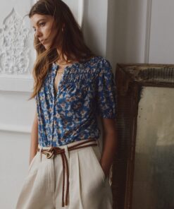 Women's Relaxed Fit Blouse